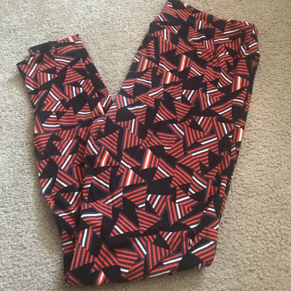 LuLaRoe Pants - LuLaRoe TC Leggings LuLaRoe Pants - LuLaRoe TC Leggings